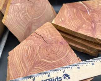 (13) Glittering Wood Slabs
