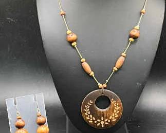 Bohemian Wood Necklace & Matching Earrings