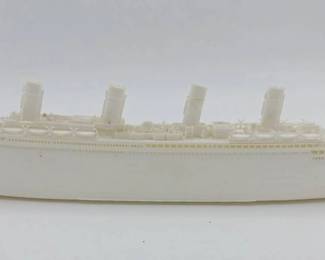 3D Monochromatic Model Of The Titanic
