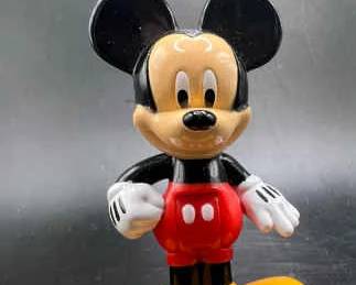 2009 Mickey Mouse Clubhouse Figure — Sits & Stands
