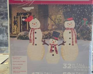(3) Snowmen Christmas Light Up.

