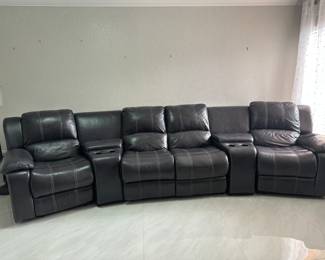 Electric sofa has 5 sections. Prior photo shows 3 sections.