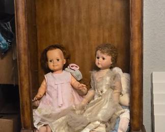 1970"s Display Cabinet - Cabage Patch Dolls