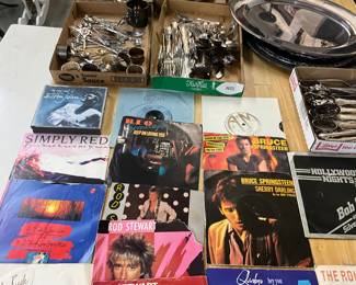 45 rpm Records - Simply Red * Jennifer Rush * REO Speedwagon * Rod Stewart * Bruce Springstein *