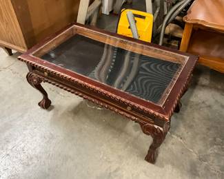 Display Coffee Table