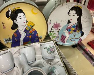 Porcelain Geisha Plates