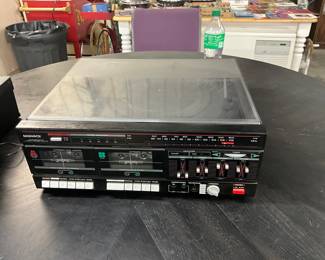 Magnavox Double Cassette Tape Record Player