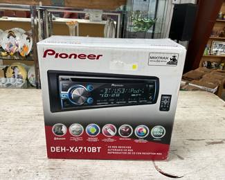 Pioneer Car CD Receiver
