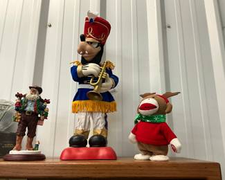 Christmas Cowboy Figurine - 1996 Disney Animated Christmas Marching Goofy - Dan Dee Collectors Choice Animated Musical Sock Monkey