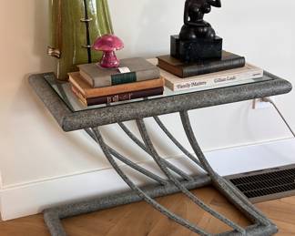 Postmodern side tables - a pair
Plus decor