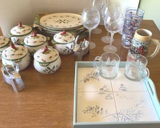 Christmas Dinnerware Temptations Plus
