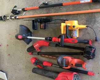 Craftsmans Gardening Tools