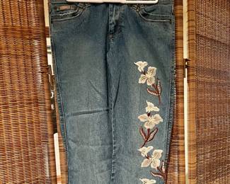 New or Like New - Stitched Ladies Jeans
