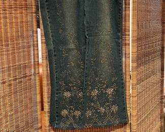 New or Like New - Stitched Ladies Jeans