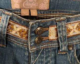 New or Like New - Stitched Ladies Jeans