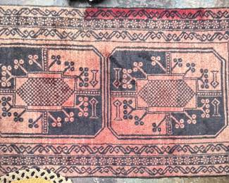 ORIENTAL RUG