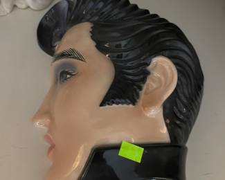 Elvis hanging wall piece