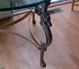 CLOSE UP OF HORSE TABLE
