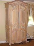 ARMOIRE