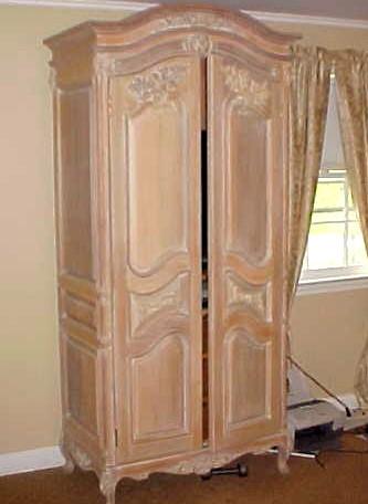 ARMOIRE