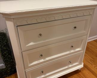 3 drawer dressser