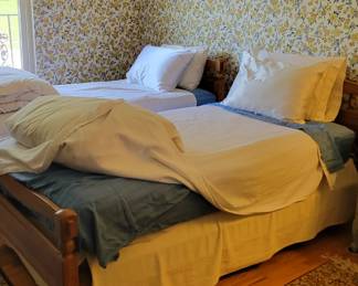Solid wood twin beds, oriental runners (2)