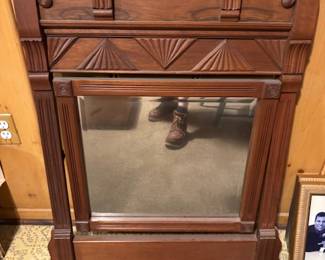 Antique dressor mirror