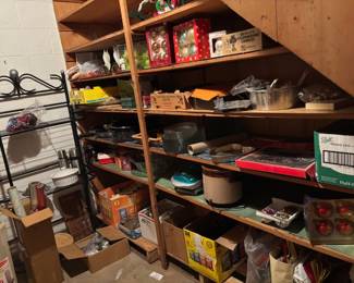 Various Xmas items