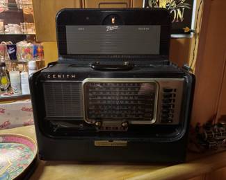 Zenith Trans- Oceanic Model T600