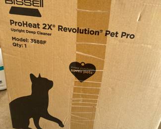 BISSELL UPRIGHT DEEP CLEANER