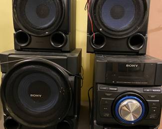 SONY MINI HI-FI SYSTEM 