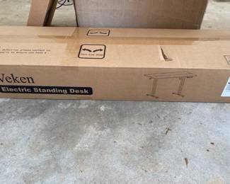 ELECTRIC STANDING DESK