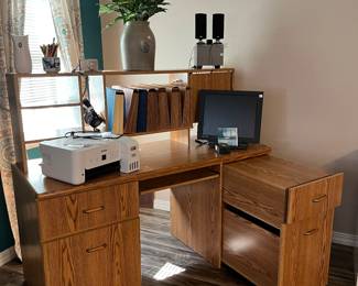 L desk.