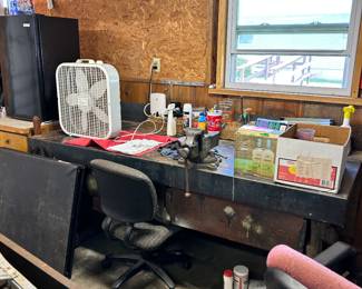 Fan. Desk chair. Miscellaneous.