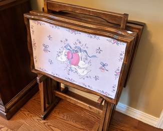 TV trays