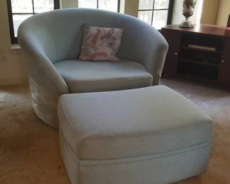 Modern Swivel Loveseat + Ottoman – Brand: Stylus