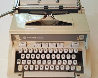 Vintage Hermes 3000 Typewriter w/ Case