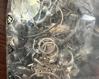Sterling Silver Jewelry to be sold in giant lots.