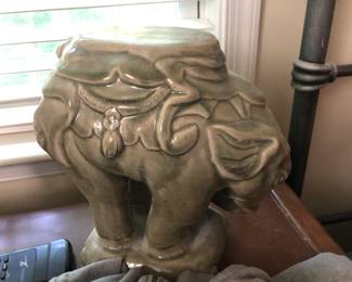 Small glazed elephant plant stand
