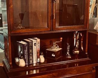 Antique China Cabinet!