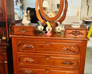 Gorgeous Gentleman’s Dresser!