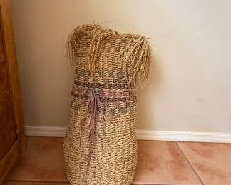 Woven basket