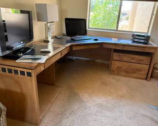 Desk custom