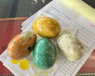 Marble eggs 