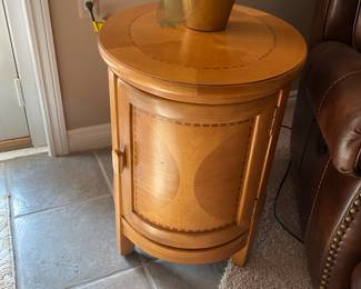 Beautiful side table for any room, with storage below. W20 x D26 x H25 in $75