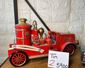 Firetruck Tin