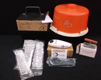 Pampered Chef Press and utensils