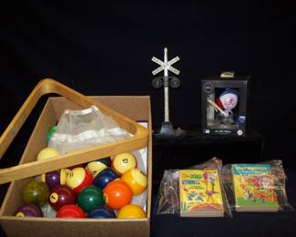 Pool Balls      Vintage Small Storybooks