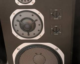 Yamaha Speakers
