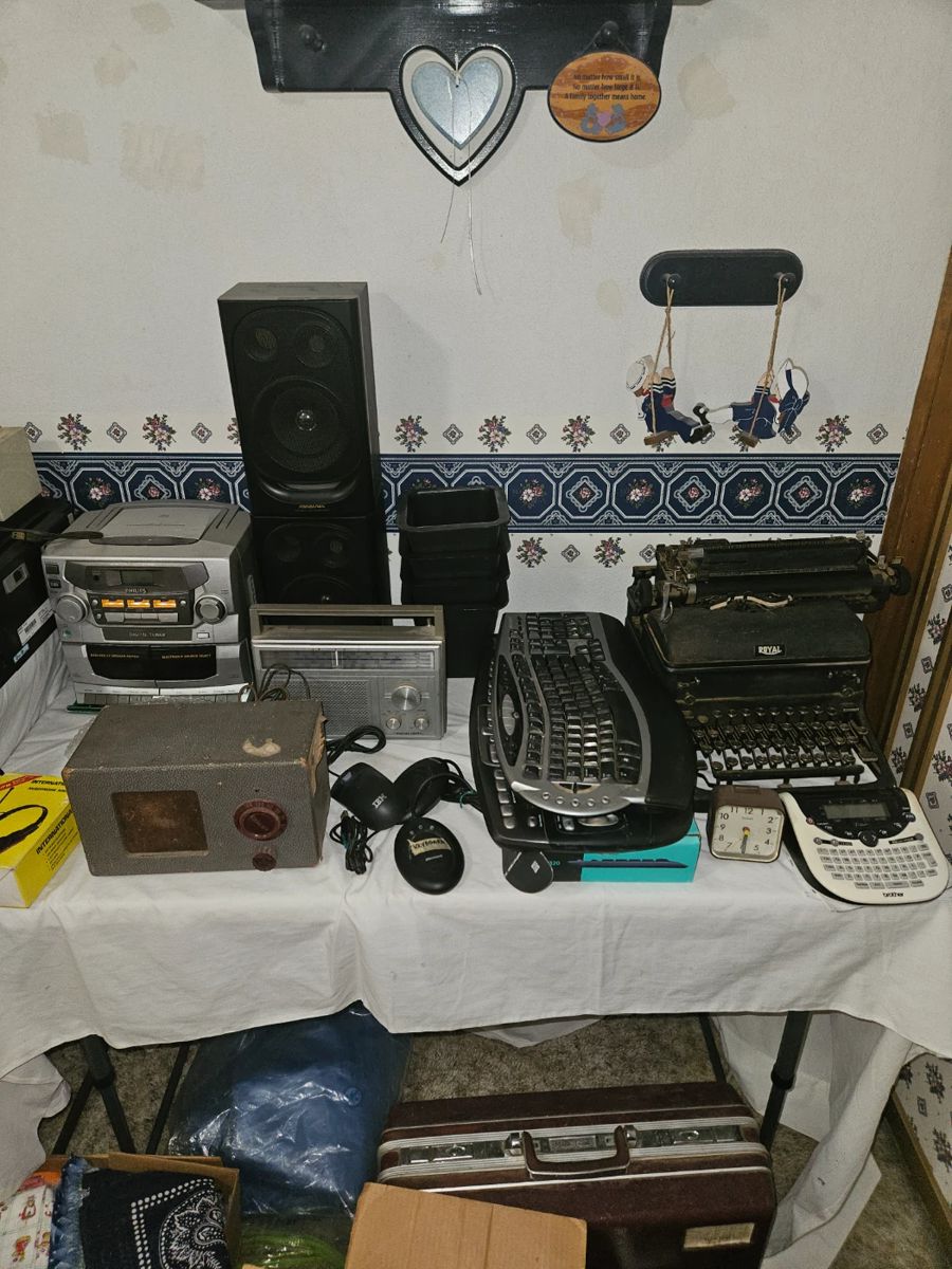 Working Knight Radio, Royal Typewriter, Emerson Stereo System